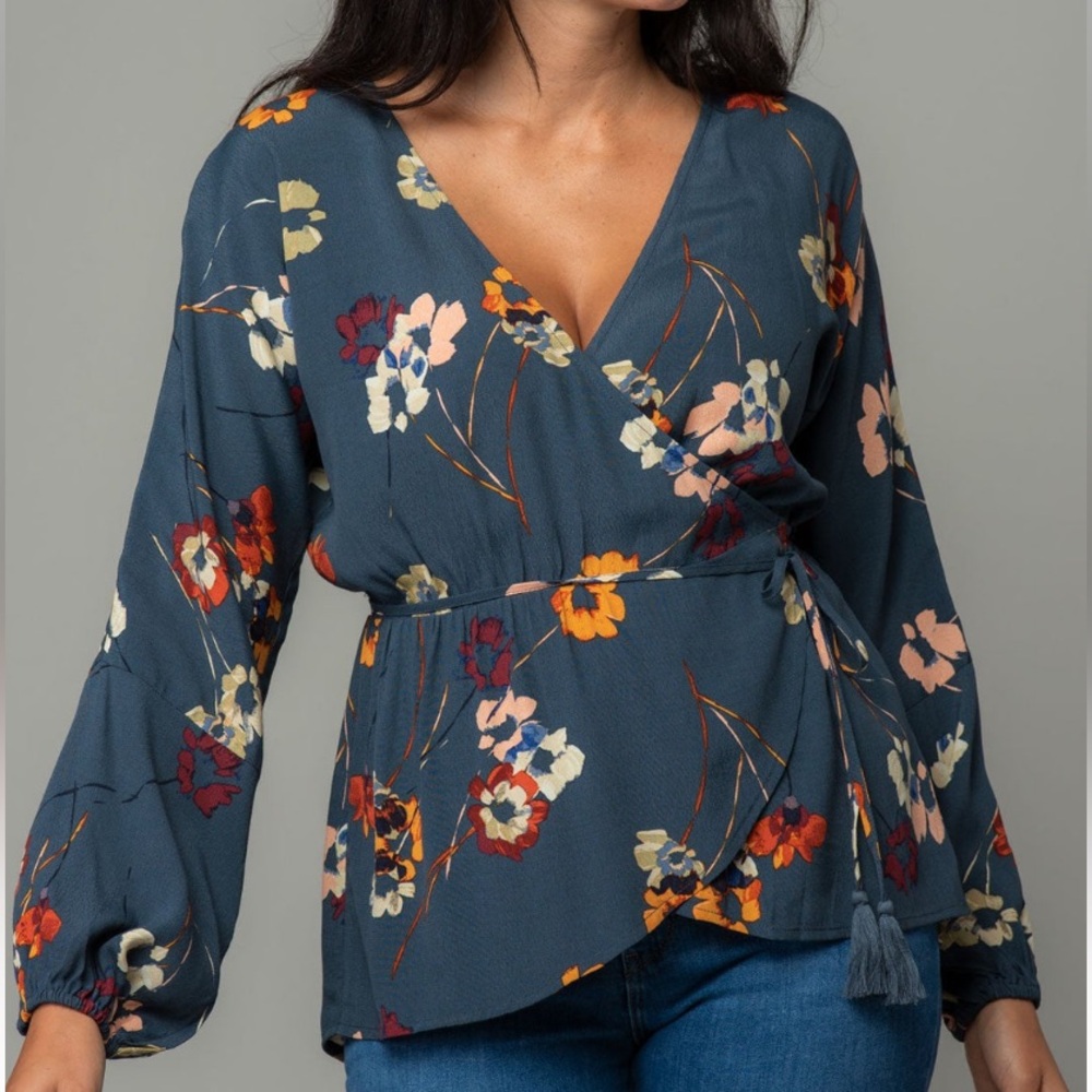 LOVESTITCH Rosario Wrap Top